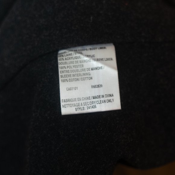 Utex Design Full-Length Trenchcoat with detachable wool liner - Picture 14 of 14